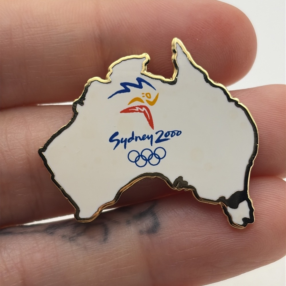 Vintage 2000 Sydney Australia Summer Olympics Globe Sporting Event Lapel Hat Pin
